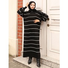 SFG Life Moda Kadın Tesettür Giyim Yakası Fermuarlı ve Önü Çizgili Balon Kollu Uzun Trend Şık Triko Elbise