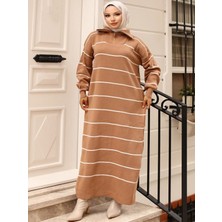 SFG Life Moda Kadın Tesettür Giyim Yakası Fermuarlı ve Önü Çizgili Balon Kollu Uzun Trend Şık Triko Elbise