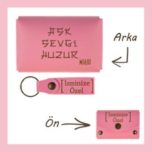 Miaju Pembe Renk, Aşk Sevgi Huzur Yazılı Isme Özel, Cüzdan ve Anahtarlık Set, Istediğine Hediyelik Hatıra