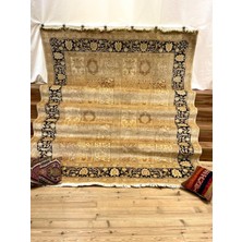 Şirvan Halı El Dokuma Afgan Uşak Halı - 251 X 308