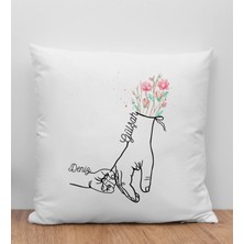 Bk Gift Kişiye Özel Renkli Anne-Çocuk El Tasarımlı Beyaz Kırlent Yastık-1, Anneye , Ev Dekorasyonu, Yeni Doğum