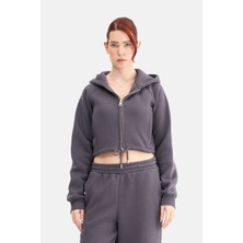 Mesfeno Kadın Fermuarlı Kapüşonlu Crop Sweatshirt