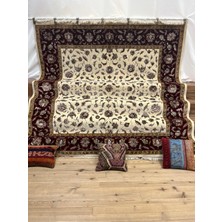Şirvan Halı El Dokuma Uşak Halı - 242 X 242