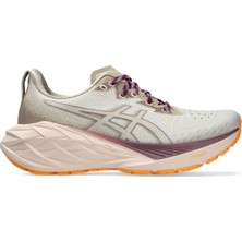 Asics Novablast 4 Tr Kadın Turuncu Koşu Ayakkabısı 1012B654-700