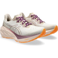 Asics Novablast 4 Tr Kadın Turuncu Koşu Ayakkabısı 1012B654-700