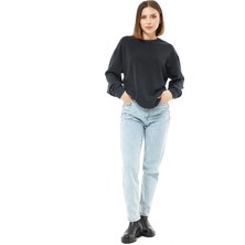 Sıfr Yaka Sweatshirt