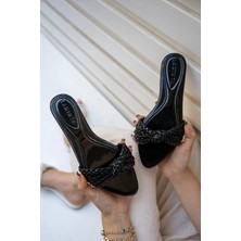 Laminta Mirim Siyah Örgü Detaylı Kadın Terlik