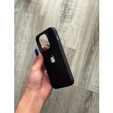 Amida iPhone 14 Pro Uyumlu Gear4 Silikon Kılıf