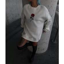 Tarz Yeri Oversize Üç Iplik Bisiklet Yaka Baskılı Sweatshirt - Beyaz