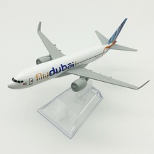 Toyworld Flydubai Boeing 737 16CM Alaşım Uçak Modeli (Yurt Dışından)