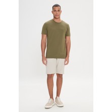 AC&Co / Altınyıldız Classics Erkek Haki Slim Fit Dar Kesim Modal Bisiklet Yaka Yumuşak Tuşeli Esnek Basic Tişört