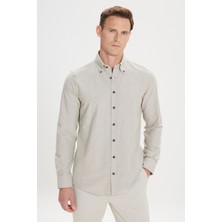 ALTINYILDIZ CLASSICS Erkek Haki Slim Fit Dar Kesim Düğmeli Yaka Pamuklu Oxford Gömlek