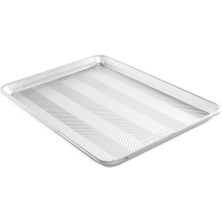 Nordic Ware Prism Orta Fırın Tepsisi 45 x 33 cm