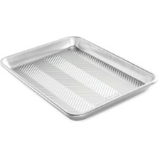 Nordic Ware Prism Mini Fırın Tepsisi 33 x 24 cm