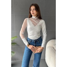 Caperss Yarım Balıkçı Yaka Tül Detaylı Bluz