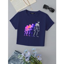 Kadın Kısa Kollu Basic Dar Kalıp Colorful Skeleton Baskılı Crop T-Shirt - Indigo