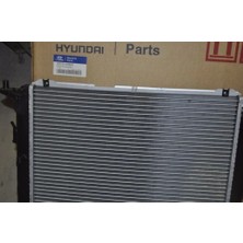 Radyatör Su I30 07-11 / Ceed 08-11 Dizel M-T (Oem No: 25310-2H600)