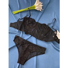 Blue Moonlight Collection Blue Moonlight Lingerie Siyah Simli Korseli Dantel Büstiyer Takım