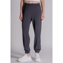 Kadın Yandan Cepli Beli ve Paçası Lastikli Relaxed Fit Jogger Pantolon Lacivert