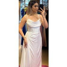 Beyaz Ince Askılı Yırtmaçlı Düz Kesim Saten Uzun Abiye Elbise 7564