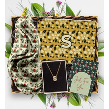 Ejoya Kişiye Özel 14 Ayar Altın Harf Kolye & Fular & Makyaj Çantası & Mesaj Kartı  113308