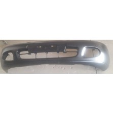 Tampon Carisma Ön 1997-2000 Siyah Sis Delikli (Oem No:Mb885081) (Adet)