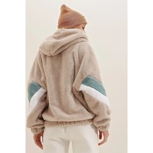 Can Çapar Kadın Kapüşonlu Fermuarlı Kolları Renk Bloklu Oversize Peluş Sweatshirt