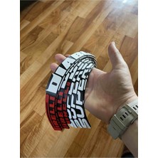 Bombtire Pirelli Diablo Supercorsa Lastik Yazısı Motor Sticker Arma Kabartmalı Yazı 1.9 cm 8 Adet Tutkal