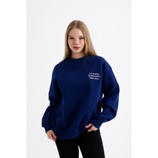 Kadın Oversize Şardonlu Nakış Işlemeli Yeşil Sweatshirt