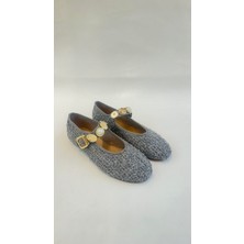 Eataly Shoes Gri Tüvit Kumaş Gold Tokalı Kadın Babet