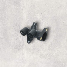 058121132B Su Flanşı ( Çift Çıkış ) Audı A4 -Audı A6-Passat 1.8-1.8t Adr-Aeb-Apu-Awt