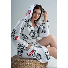 Kadın Kapüşonlu Kısa Beyaz Polar Sabahlık C3T4N0O302