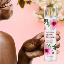 Bodycology Cherry Blossom Fragrance Mist Kadın Vücut Spreyi