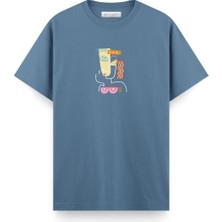 Coutliner Queen Regular T-Shirt