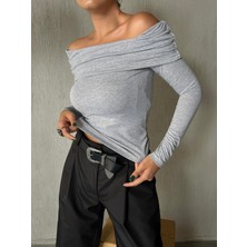 Minaaise Kadın Gri Madonna Yaka Likralı Viskon Uzun Kollu Bluz 28218