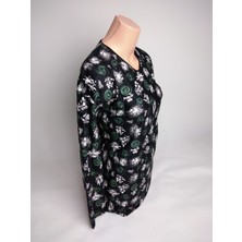 Yaşar Triko Kadın Siyah Yeşil Desenli V Yaka Uzun Kollu Yanları Yırtmaçlı Mevsimlik Süet Anne Penye Tişört Bluz