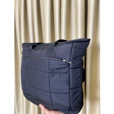 Vellichor Geniş Hacimli Kapitone Kol Çantası