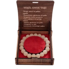 Taru Pasaj "El Yapımı 10 mm Yeşil Oniks Doğal Taş Bileklik – Ruhsal Denge ve Stil"