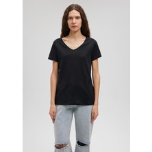 Mavi V Yaka Flamlı Siyah Basic Tişört 168260-900