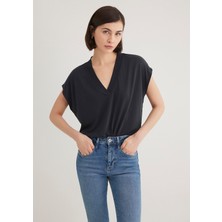 Mavi Soft-Premium Siyah (TENCEL™) Modal Karışımlı V Yaka Tişört 1612250-900