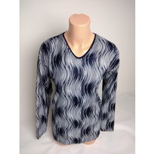 Yaşar Triko Kadın Lacivert  Desenli V Yaka Uzun Kollu Yanları Yırtmaçlı Mevsimlik Süet Anne Penye Tişört Bluz