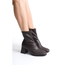 Tamdabu Ayakkabı Acı Kahve 5 cm Topuklu Kadın Bot Klasik Deri TMD202434 Konforlu Tasarım ile Günlük Kullanım