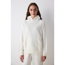 Penti Beyaz Kapitone Detay Marita Sweatshirt - Saude Koleksiyonu