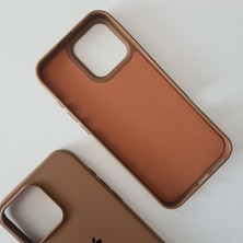 More Gsm iPhone 16 Pro (6.3 Inç) Uyumlu Lansman Içi Süet Silikon Kılıf