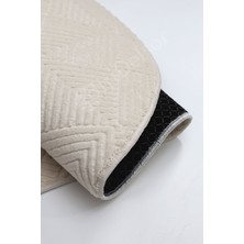 Diji Dekor Halı  Krem Pramit Desenli Saçaksız Yuvarlak Kesme Yolluk Kilim Salon Halısı Modelleri