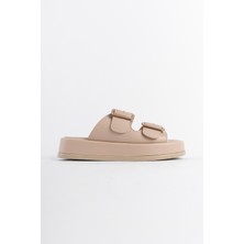 Capone Outfitters Marge Dolgu Topuklu Çift Bantlı Tokalı Kadın Terlik