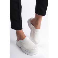 Pozitif Üniforma Kadın Ortopedik Beyaz Klasik Delikli Sabo Terlik Hava Alan Suni Deri 35-40 Numaralar İçin Konforlu Kullanım