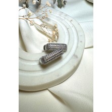 Mooni Accessories Limited Edition Sallantılı Kare Zirkon Taşlı Özel Tasarım Silver Gümüş Renk Çelik Küpe