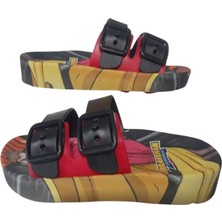 Gezer Erkek Çocuk Siyah-Kırmızı-Sarı Süper Kahraman Figürlü Kaymaz Taban Terlik GEZZER120-33