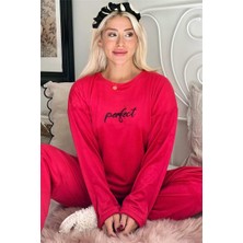 Pijama Evi Kadın Kırmızı Perfect Desenli Exclusive Kadife Pijama Takımı Uzun Kollu Rahat ve Şık